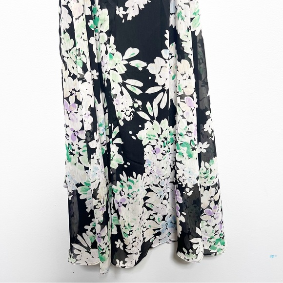 Karl Lagerfeld Crepe Side Rouched Sheath Dress - Picture 9 of 10